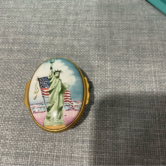 Tiffany & Co Halcyon Days Enamel Statue of Liberty trinket box - Picture 9 of 12